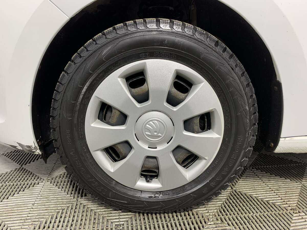 Skoda Rapid б/у, 2017, Механическая. Фото: #17