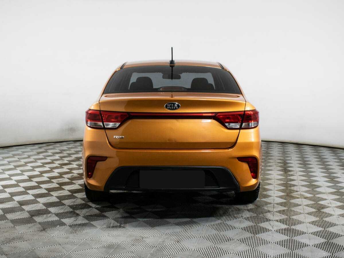 Kia Rio б/у, 2017, Автоматическая. Фото: #4
