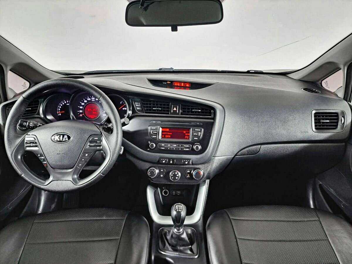 Kia Ceed б/у, 2015, Механическая. Фото: #10