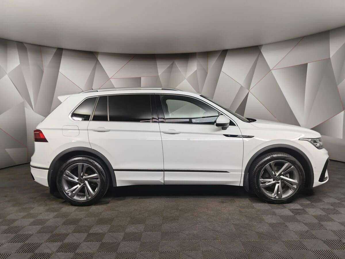 Volkswagen Tiguan б/у, 2021, Роботизированная. Фото: #5