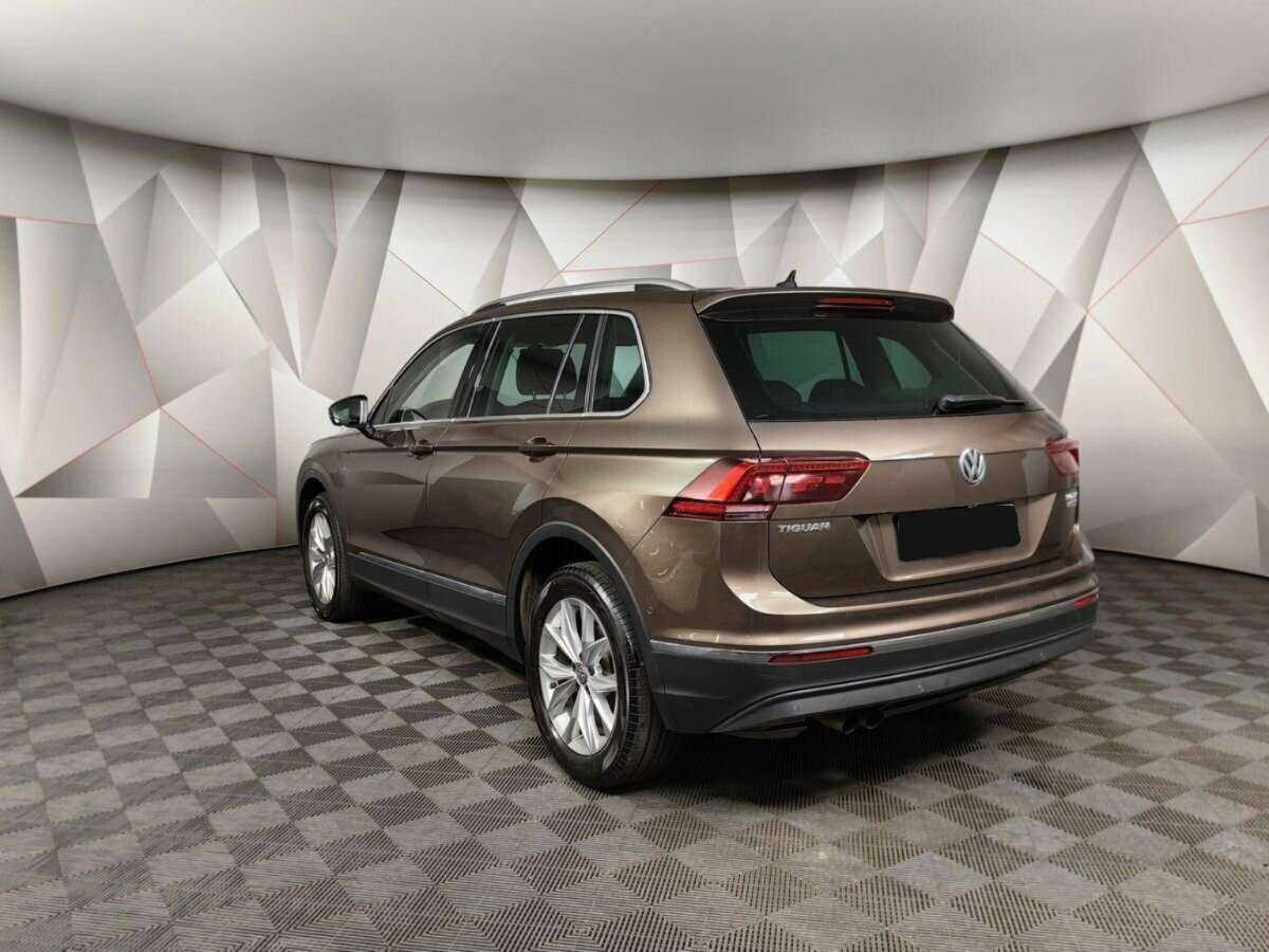Volkswagen Tiguan б/у, 2017, Роботизированная. Фото: #3