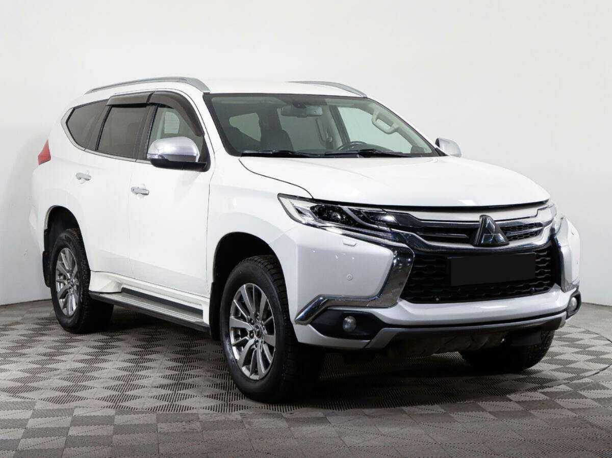 Mitsubishi Pajero Sport б/у, 2019, Автоматическая. Фото: #2