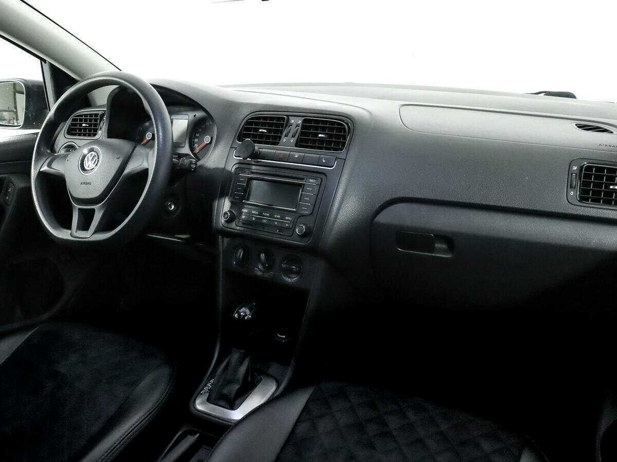 Volkswagen Polo б/у, 2016, Автоматическая. Фото: #8