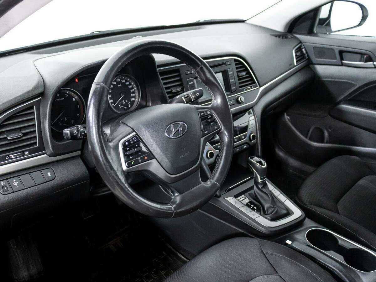Hyundai Elantra б/у, 2017, Автоматическая. Фото: #10