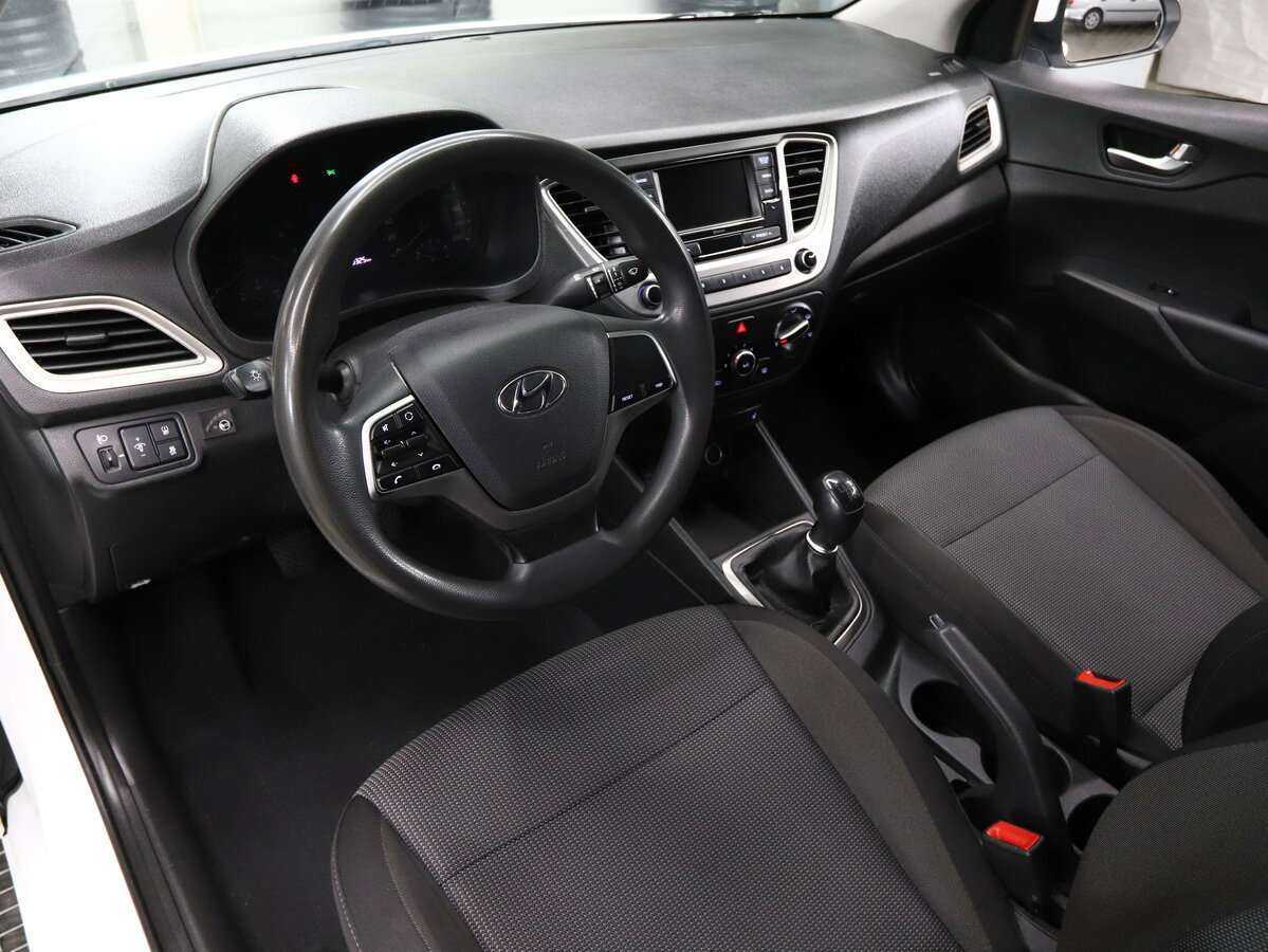 Hyundai Solaris б/у, 2020, Механическая. Фото: #9