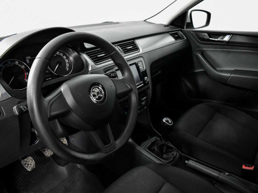 Skoda Rapid б/у, 2018, Механическая. Фото: #8