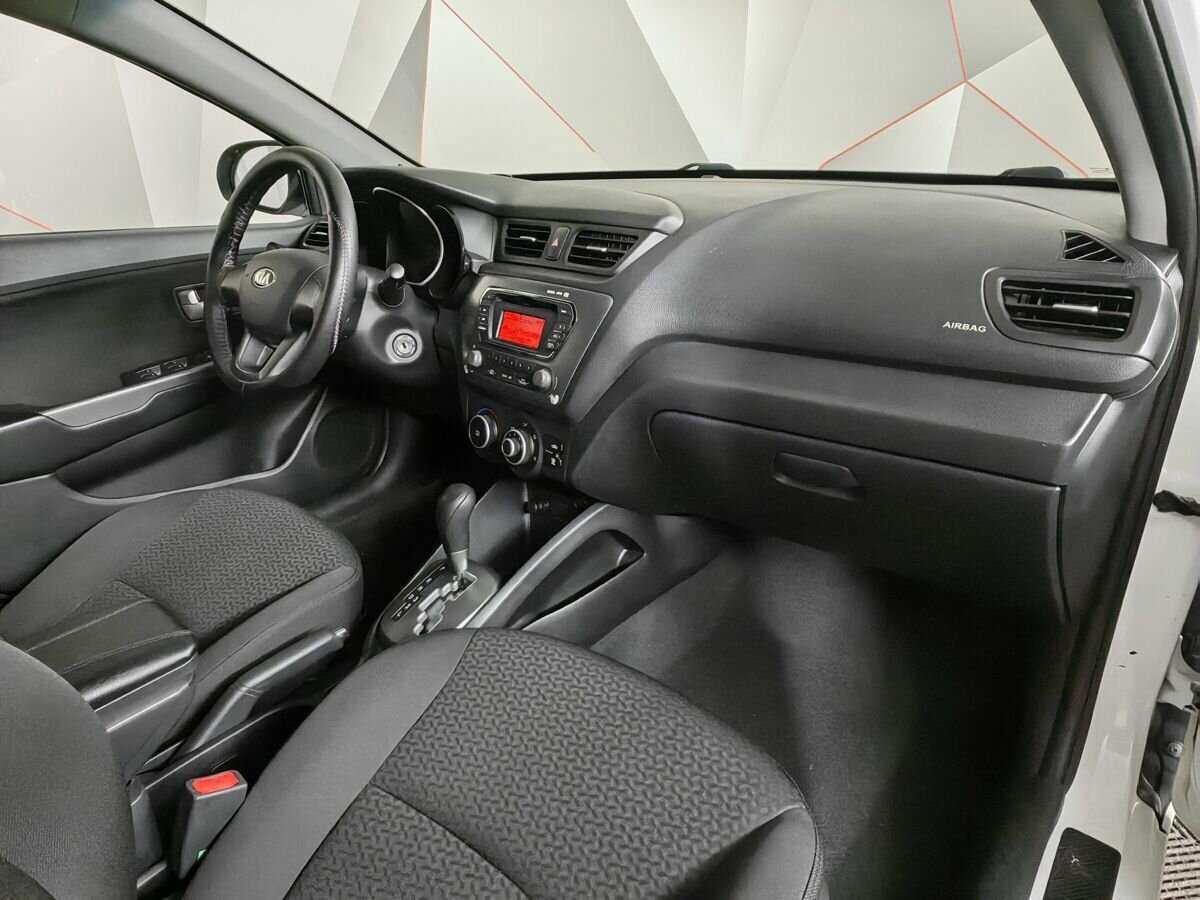 Kia Rio б/у, 2013, Автоматическая. Фото: #8