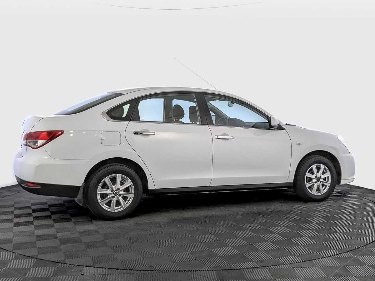 Nissan Almera б/у, 2015, Механическая. Фото: #3