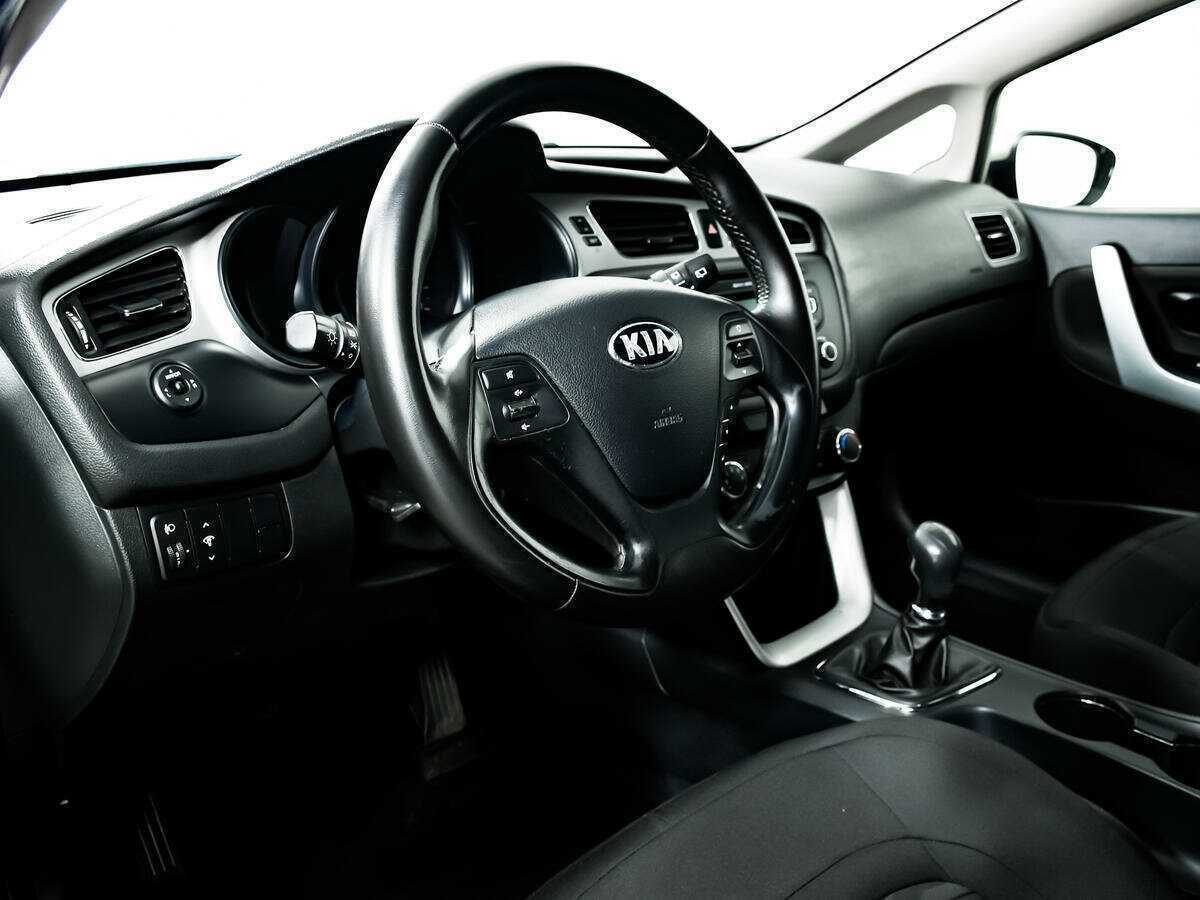 Kia Ceed б/у, 2014, Механическая. Фото: #12