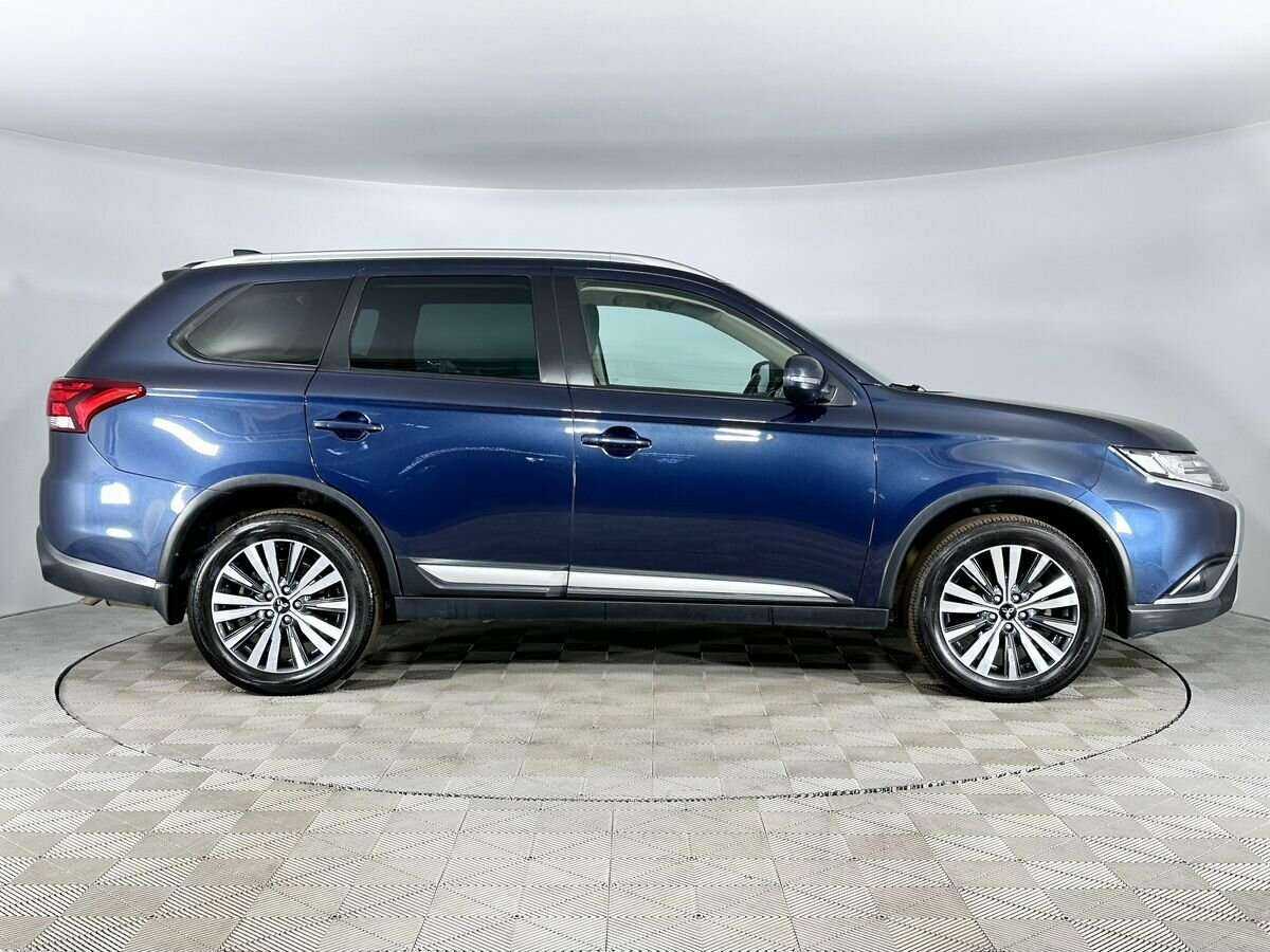 Mitsubishi Outlander б/у, 2019, Вариатор. Фото: #4