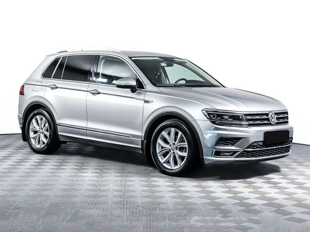 Volkswagen Tiguan б/у, 2017, Роботизированная. Фото: #2