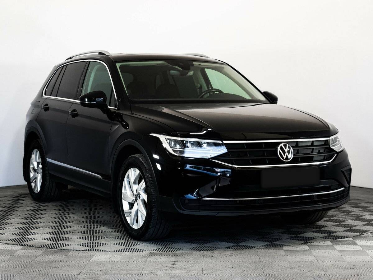 Volkswagen Tiguan б/у, 2021, Роботизированная. Фото: #1