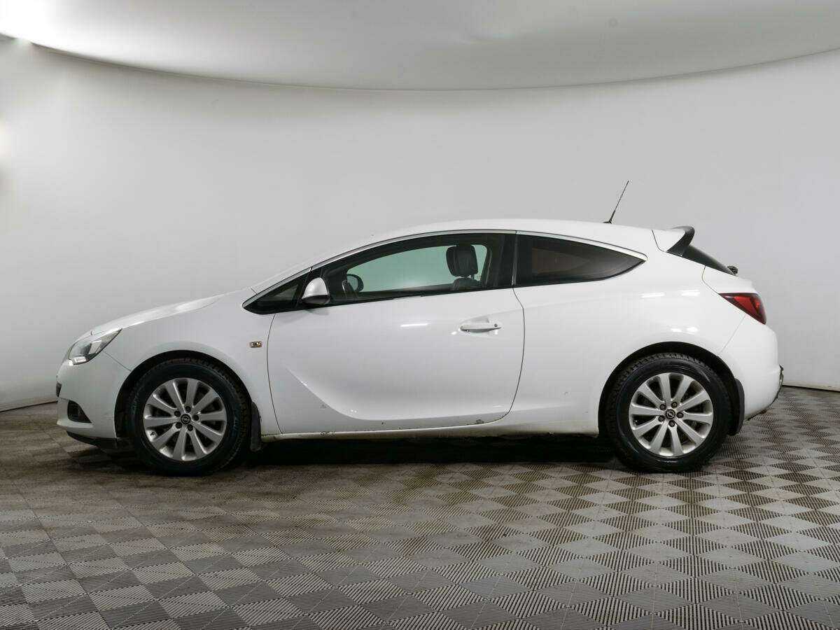 Opel Astra б/у, 2012, Механическая. Фото: #7
