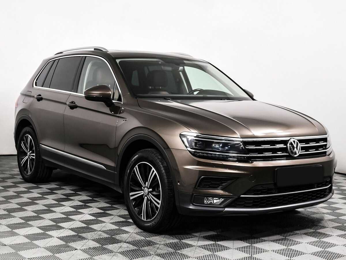 Volkswagen Tiguan б/у, 2017, Роботизированная. Фото: #2