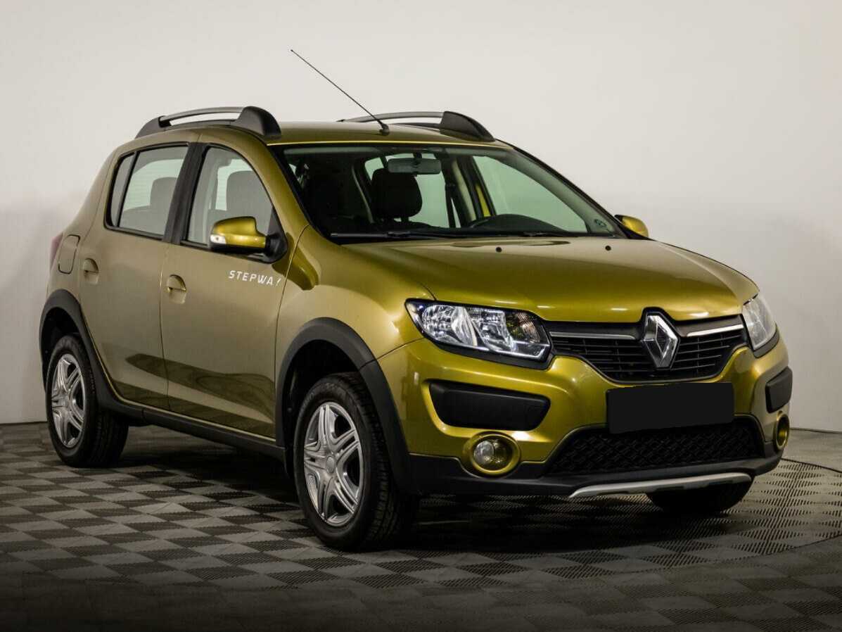 Renault Sandero б/у, 2017, Механическая. Фото: #1