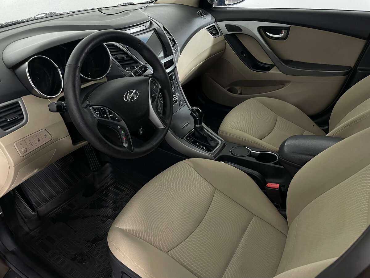 Hyundai Elantra б/у, 2014, Автоматическая. Фото: #5