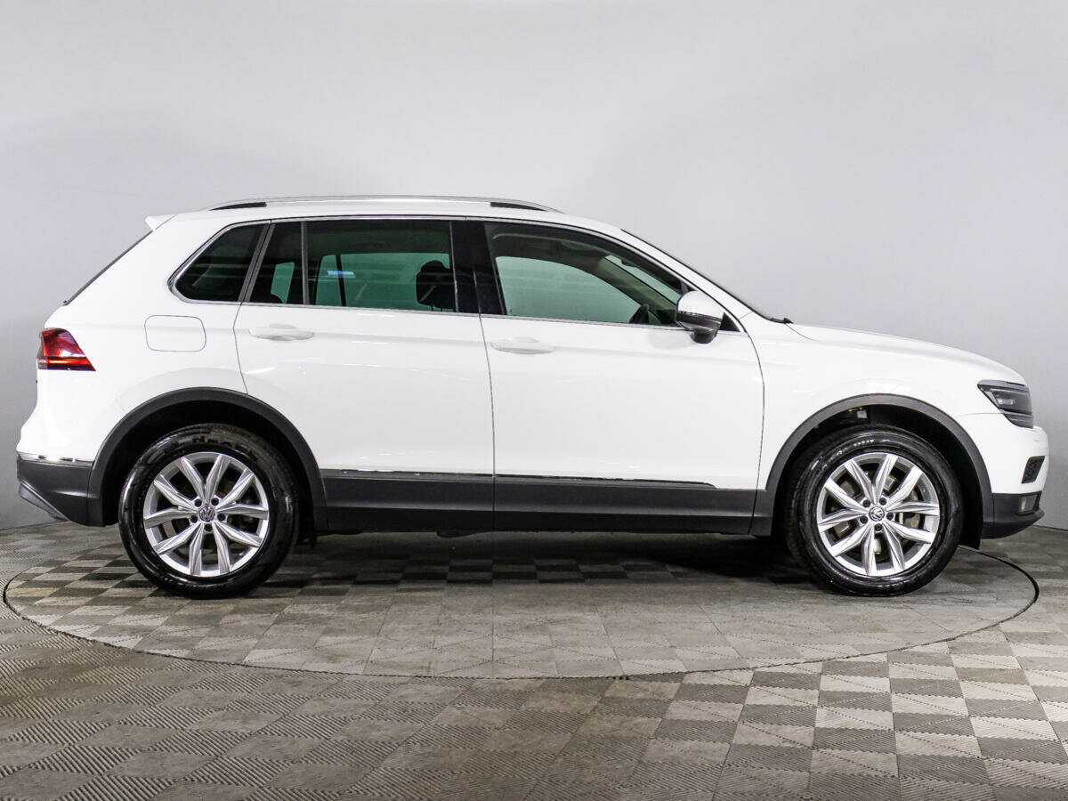 Volkswagen Tiguan б/у, 2018, Роботизированная. Фото: #3