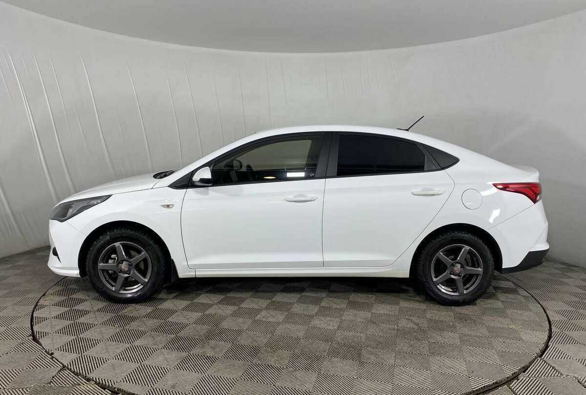 Hyundai Solaris б/у, 2021, Автоматическая. Фото: #7