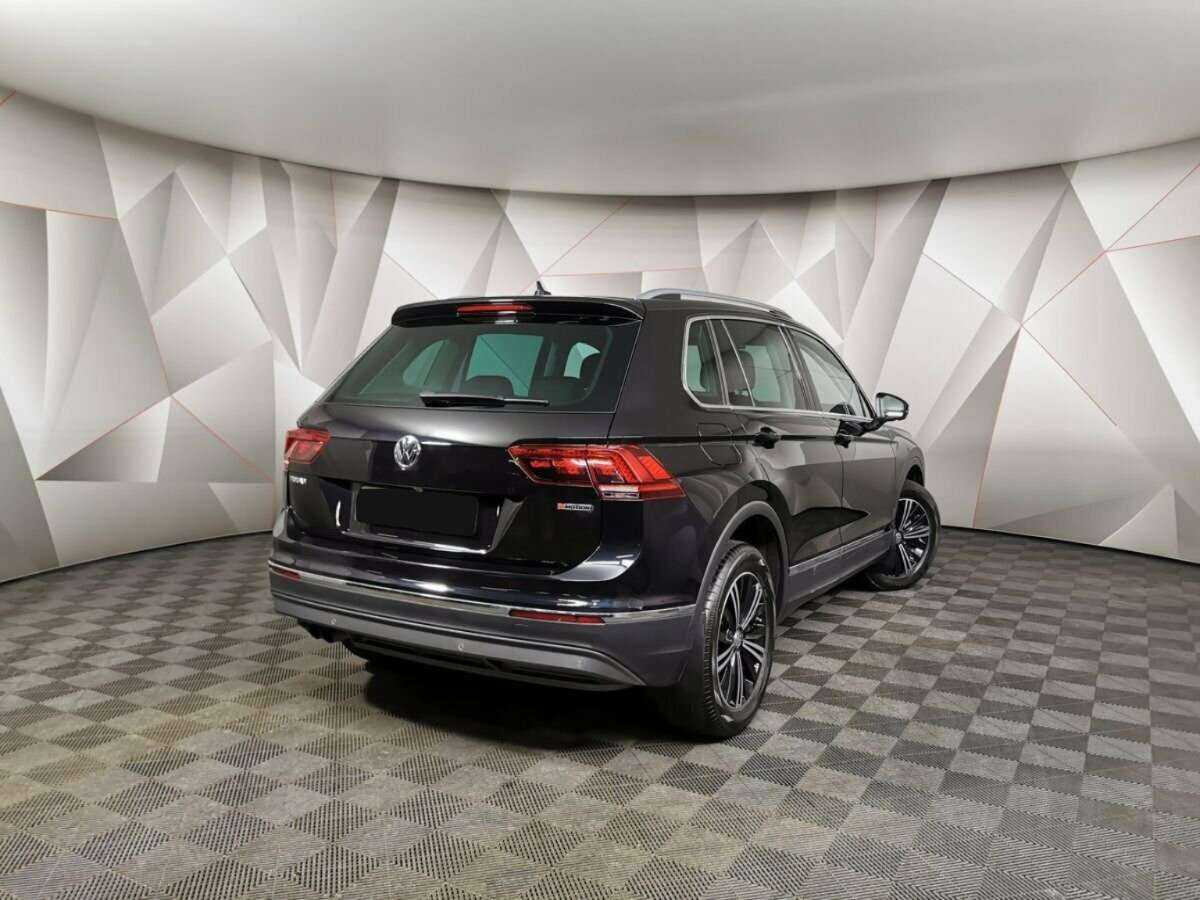Volkswagen Tiguan б/у, 2019, Роботизированная. Фото: #1