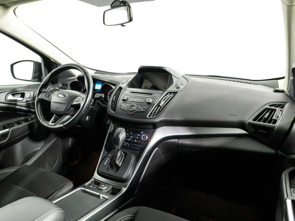 Ford Kuga б/у, 2017, Автоматическая. Фото: #8