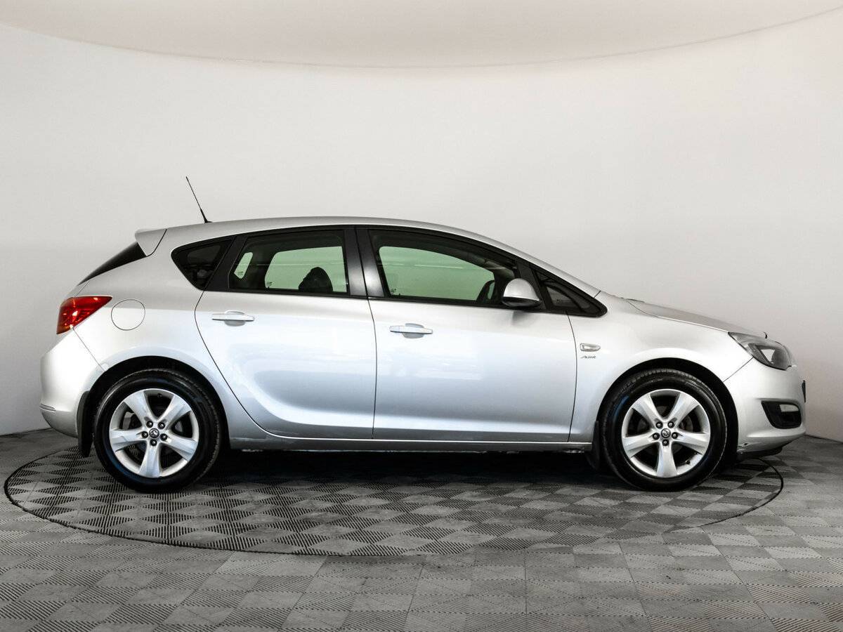 Opel Astra б/у, 2013, Автоматическая. Фото: #3