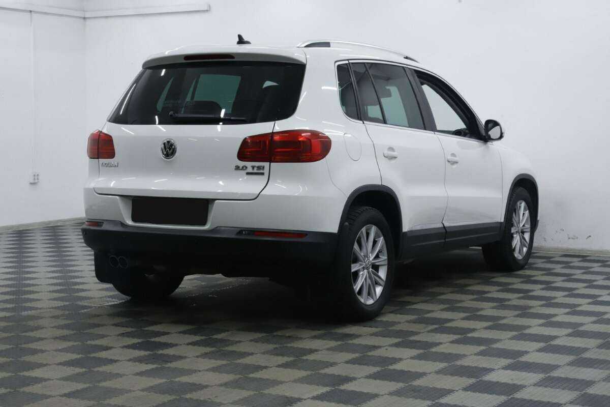 Volkswagen Tiguan б/у, 2015, Автоматическая. Фото: #3