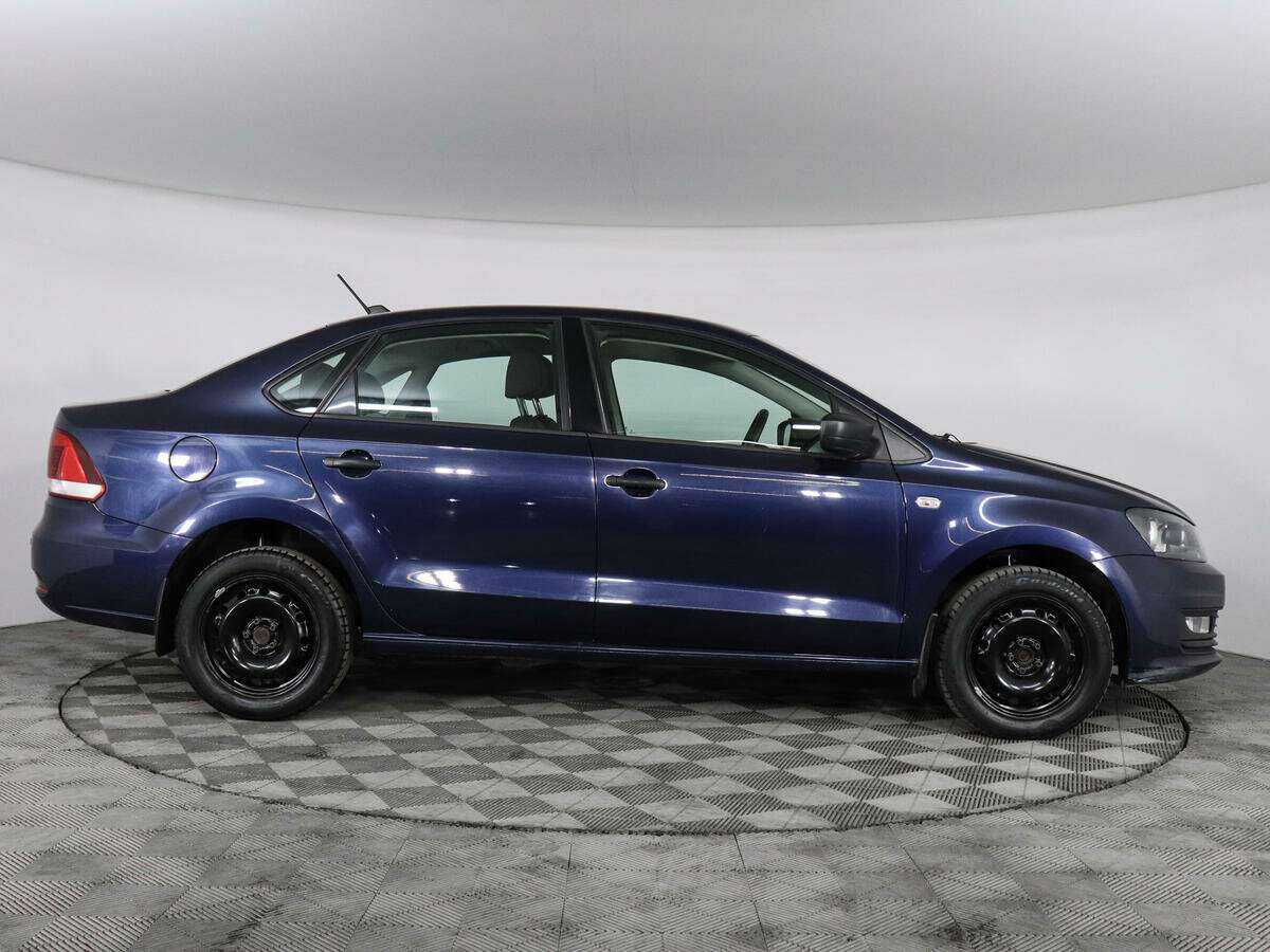 Volkswagen Polo б/у, 2017, Автоматическая. Фото: #3