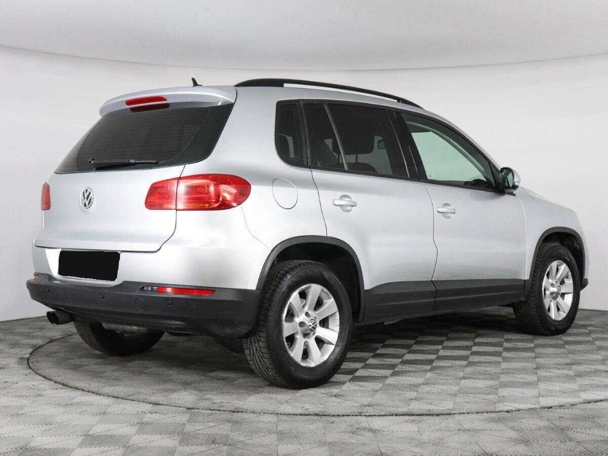 Volkswagen Tiguan б/у, 2012, Автоматическая. Фото: #4