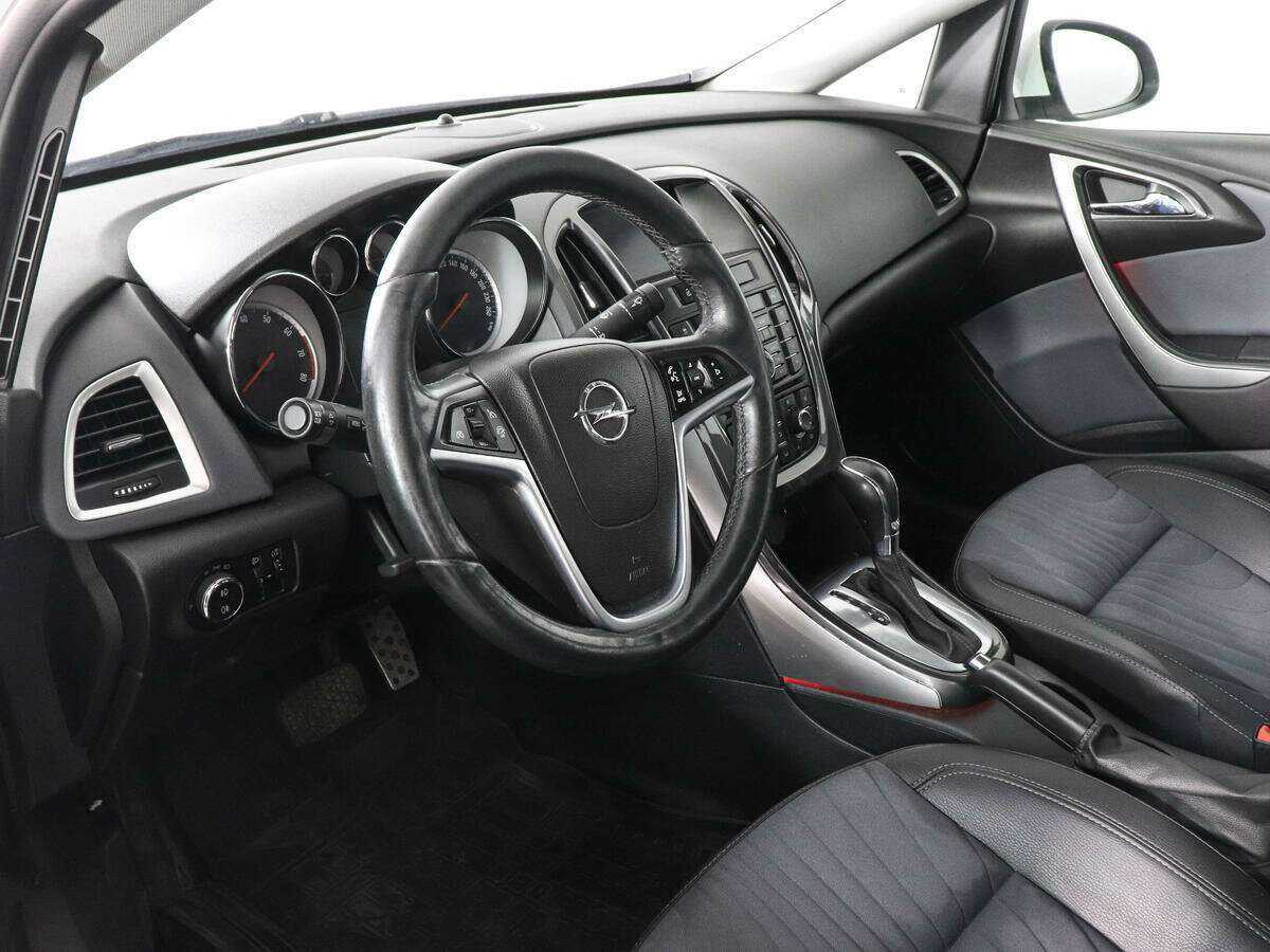 Opel Astra б/у, 2014, Автоматическая. Фото: #8