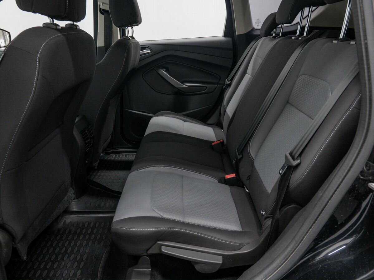 Ford Kuga б/у, 2016, Автоматическая. Фото: #11
