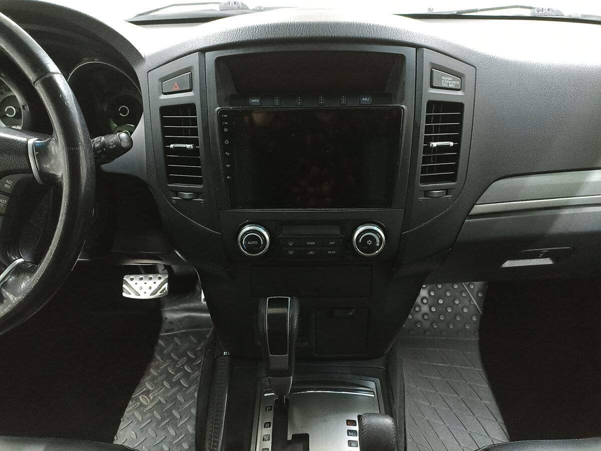 Mitsubishi Pajero б/у, 2012, Автоматическая. Фото: #14