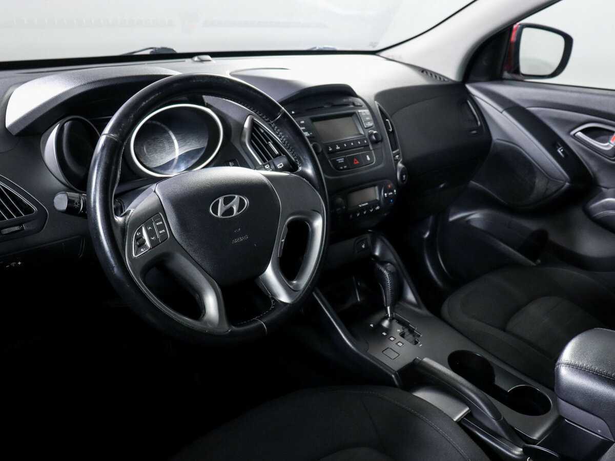 Hyundai ix35 б/у, 2013, Автоматическая. Фото: #13