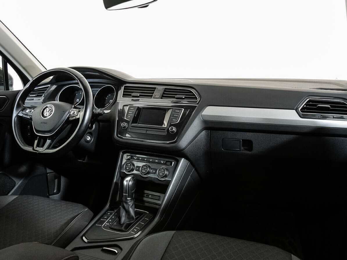 Volkswagen Tiguan б/у, 2017, Роботизированная. Фото: #6