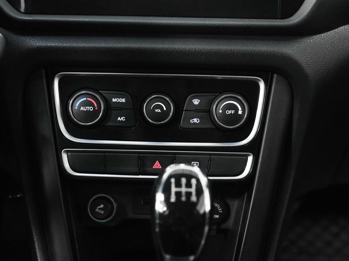 Chery Tiggo 3 б/у, 2018, Механическая. Фото: #17