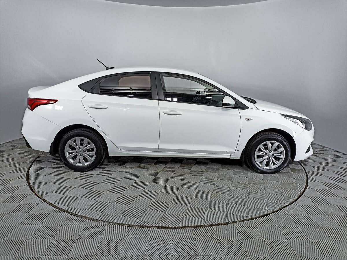 Hyundai Solaris б/у, 2018, Механическая. Фото: #3