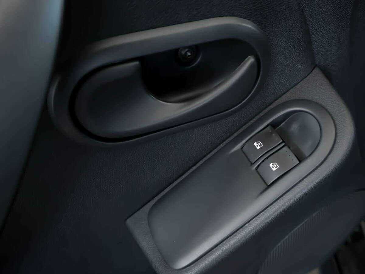 Renault Duster б/у, 2013, Механическая. Фото: #8