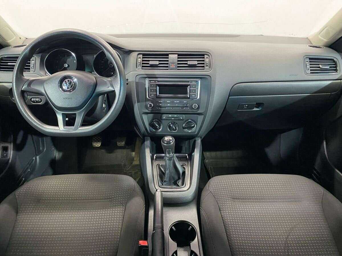 Volkswagen Jetta б/у, 2014, Механическая. Фото: #8