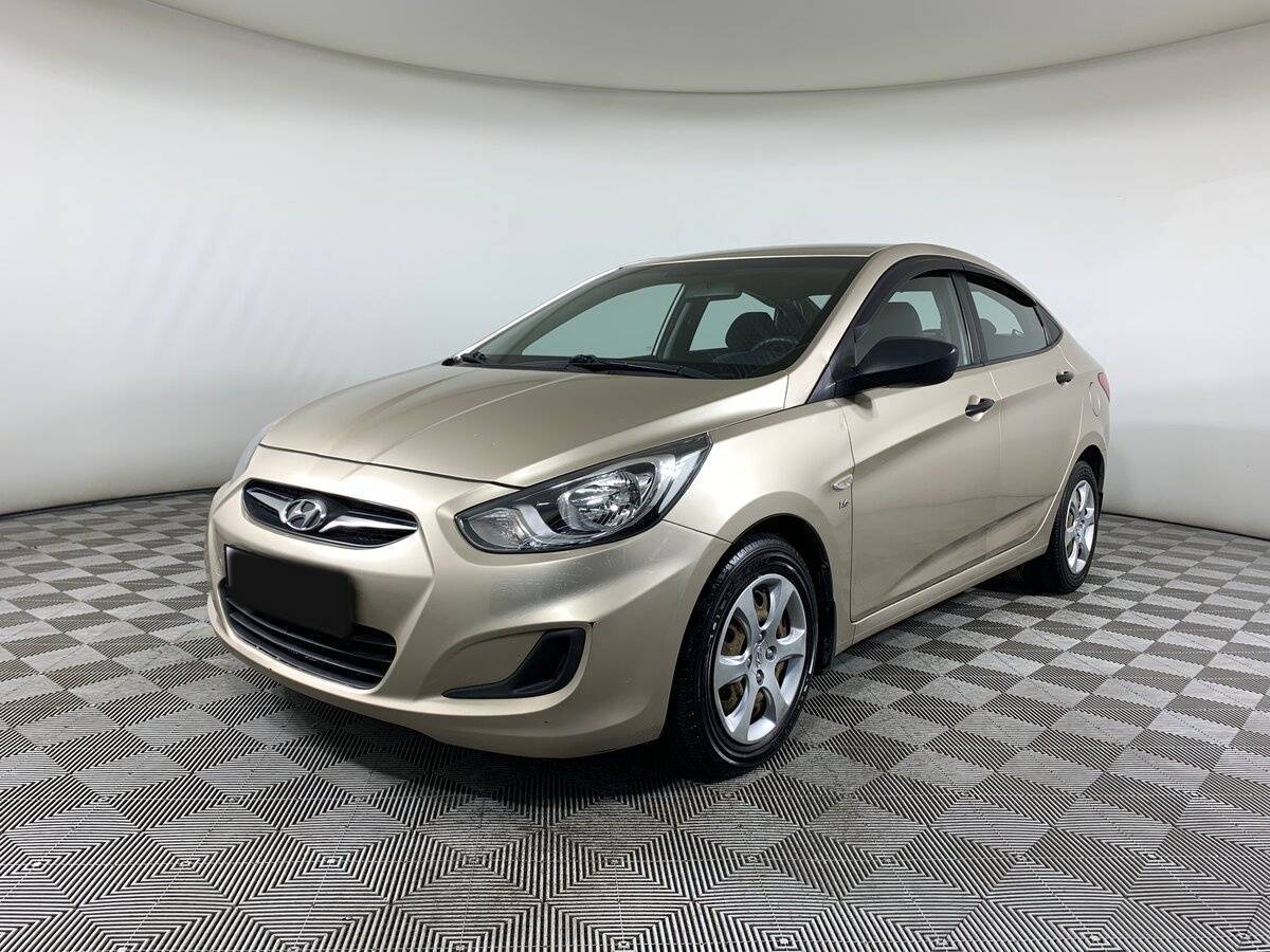 Hyundai Solaris б/у, 2012, Автоматическая. Посмотреть фото