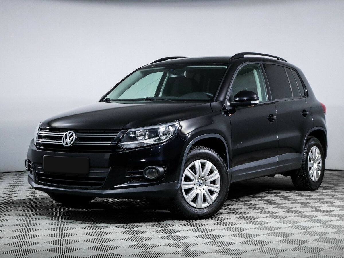 Volkswagen Tiguan б/у, 2016, Роботизированная. Посмотреть фото