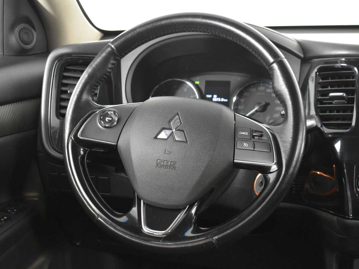 Mitsubishi Outlander б/у, 2017, Вариатор. Фото: #9