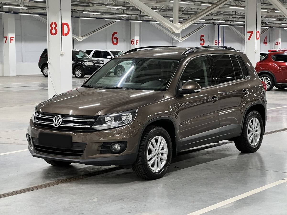 Volkswagen Tiguan б/у, 2014, Механическая. Фото: #0