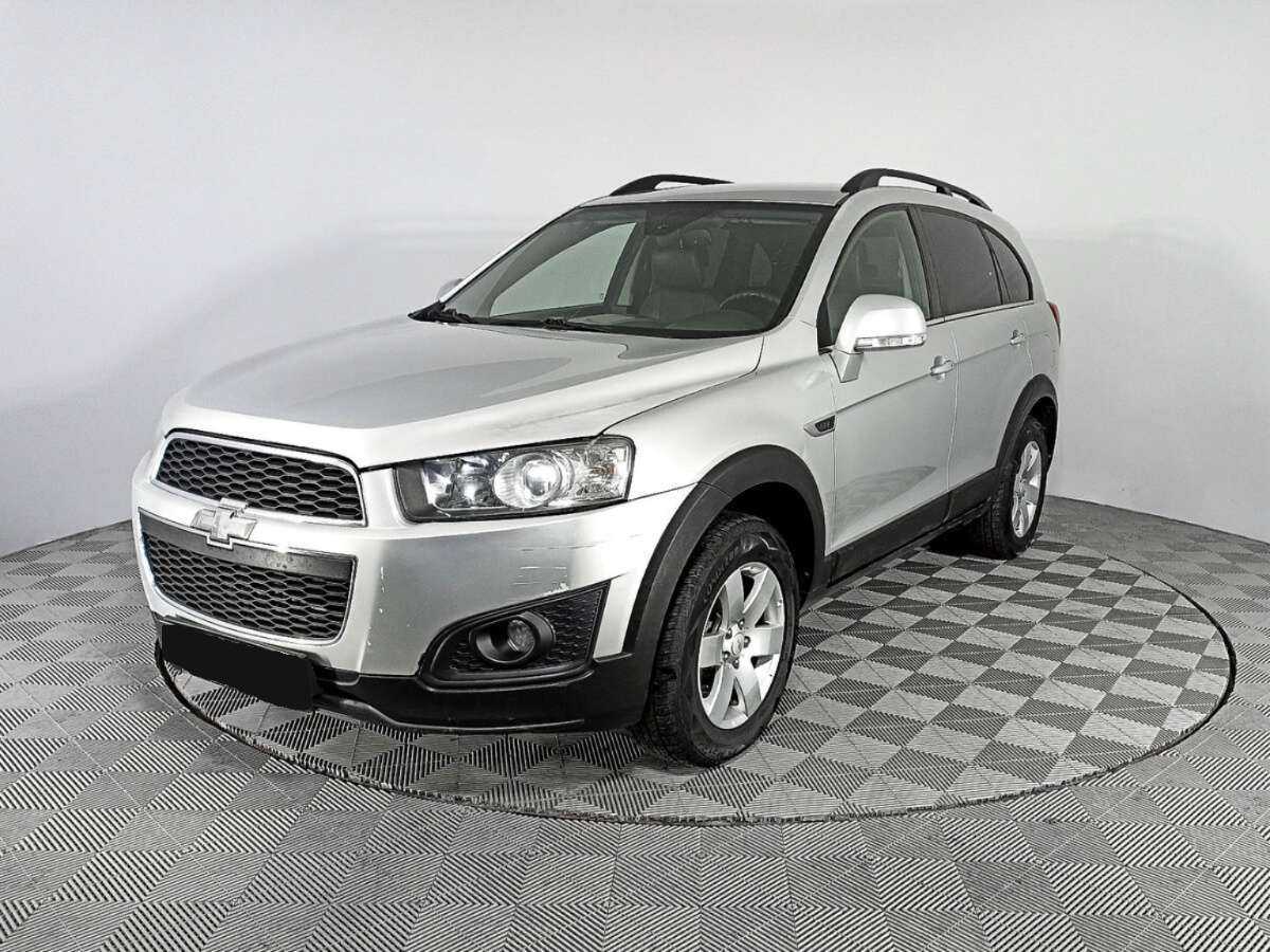 Chevrolet Captiva б/у, 2015, Автоматическая. Фото: #0