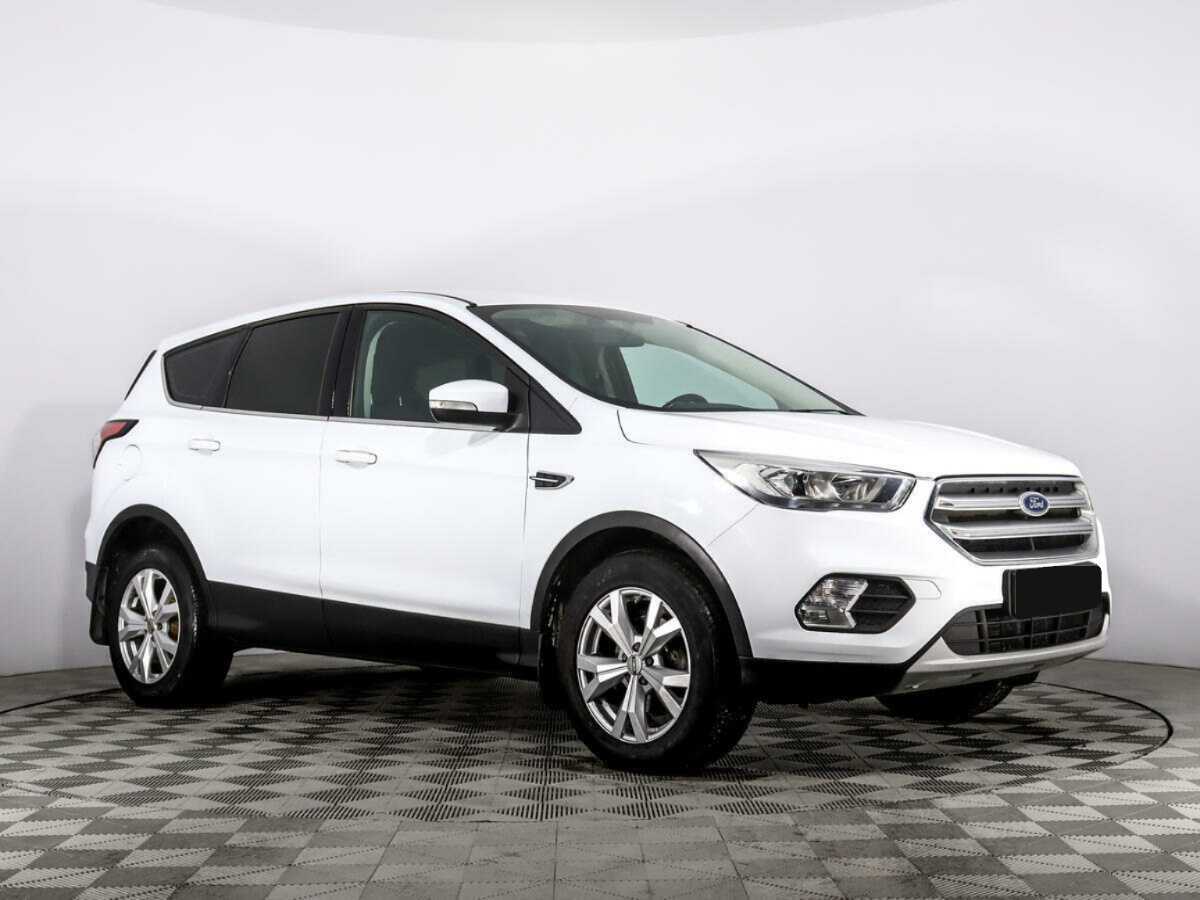 Ford Kuga б/у, 2018, Автоматическая. Фото: #2