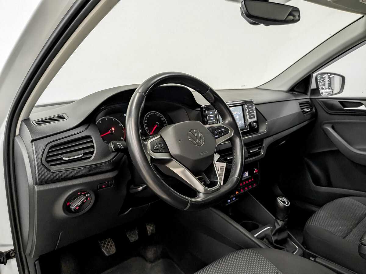 Volkswagen Polo б/у, 2021, Механическая. Фото: #15