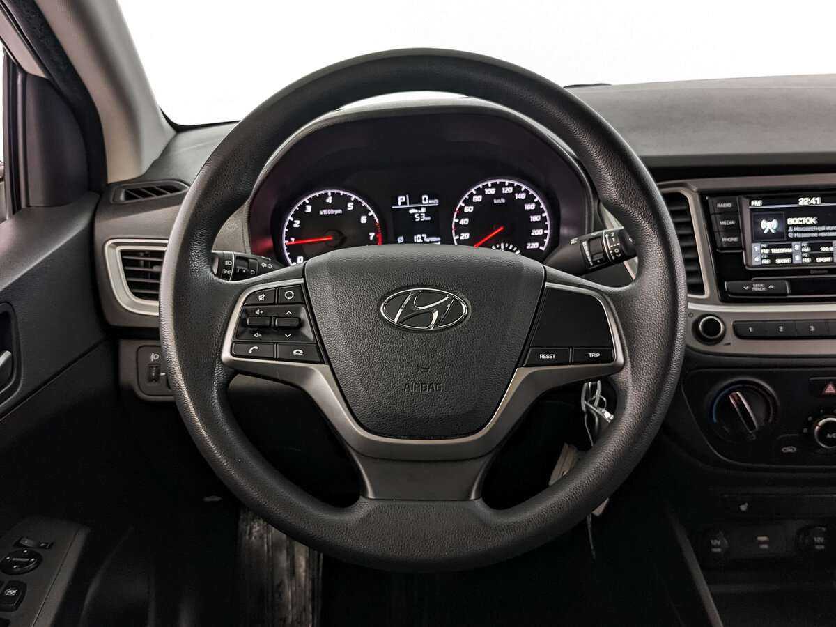 Hyundai Solaris б/у, 2021, Автоматическая. Фото: #17