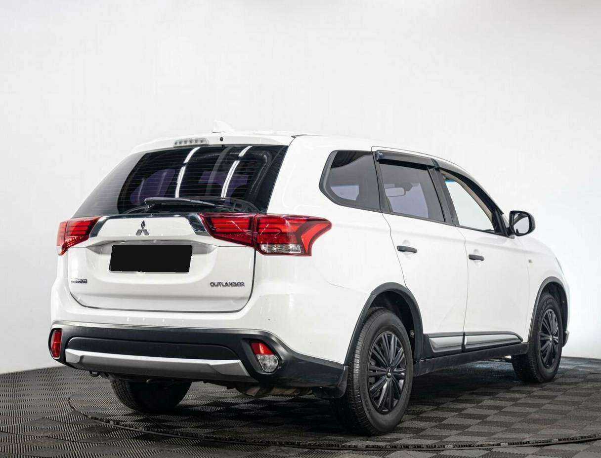 Mitsubishi Outlander б/у, 2018, Вариатор. Фото: #5