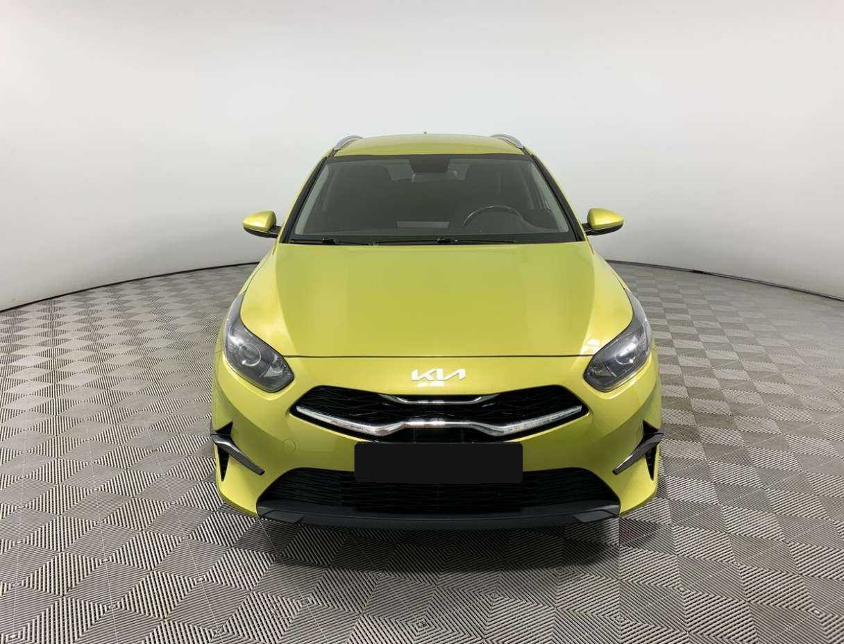 Kia Ceed б/у, 2021, Автоматическая. Фото: #1