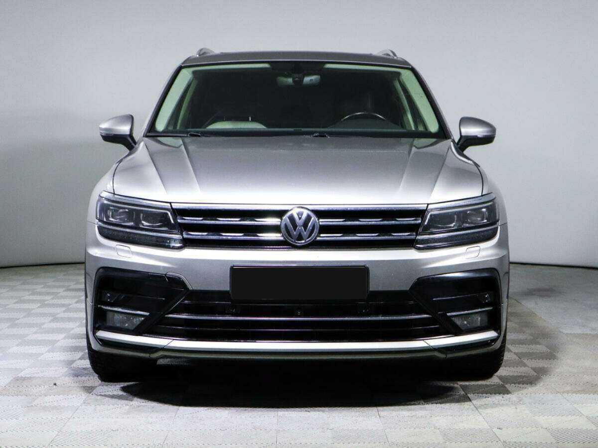 Volkswagen Tiguan б/у, 2018, Роботизированная. Фото: #1