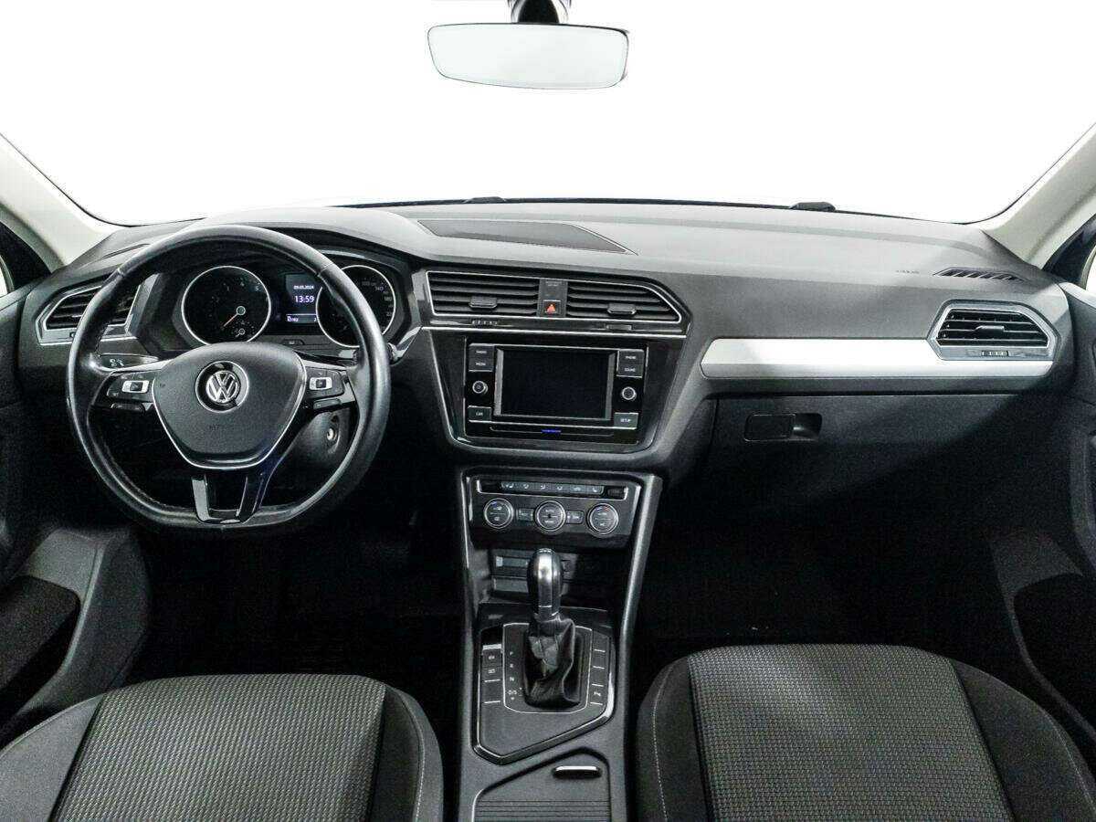 Volkswagen Tiguan б/у, 2017, Роботизированная. Фото: #12