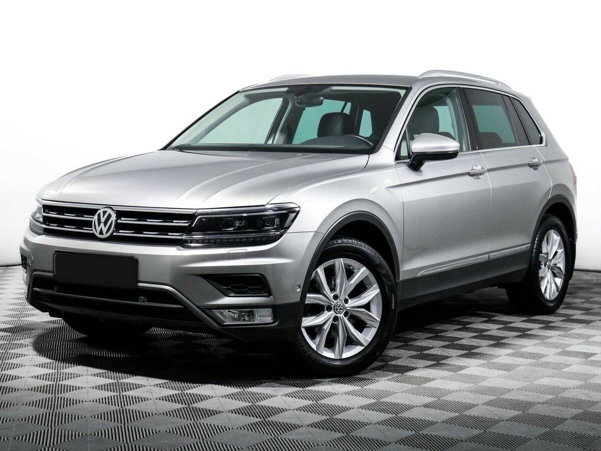 Volkswagen Tiguan б/у, 2017, Роботизированная. Посмотреть фото
